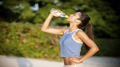 Health | उन्हाळ्याच्या हंगामामध्ये किती ग्लास पाणी पिणे आरोग्यासाठी फायदेशीर, वाचा सविस्तरपणे!