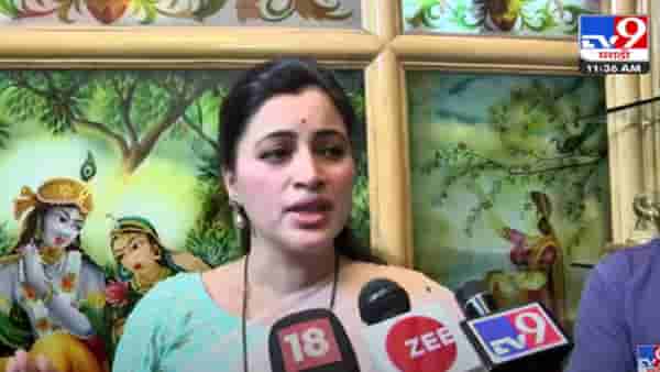 मातोश्रीवर जाऊन हनुमान चालीसा पठण करणार, हिंमत असेल तर रोखून दाखवा : Navneet Kaur