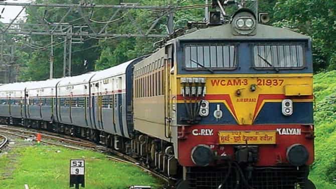 Deccan queen : डेक्कन क्वीन आणखी एका रुपात! नव्या डायनिंग कोचसह प्रवाशांच्या सेवेत मेपासून धावणार..!
