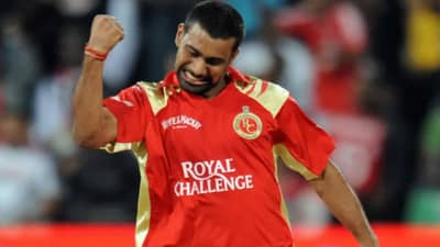 IPL सोडून 5 वर्ष झाली तरीही या भारतीय गोलंदाजाचा विक्रम अबाधित, त्याच्याविरोधात धावा काढणं कठीण