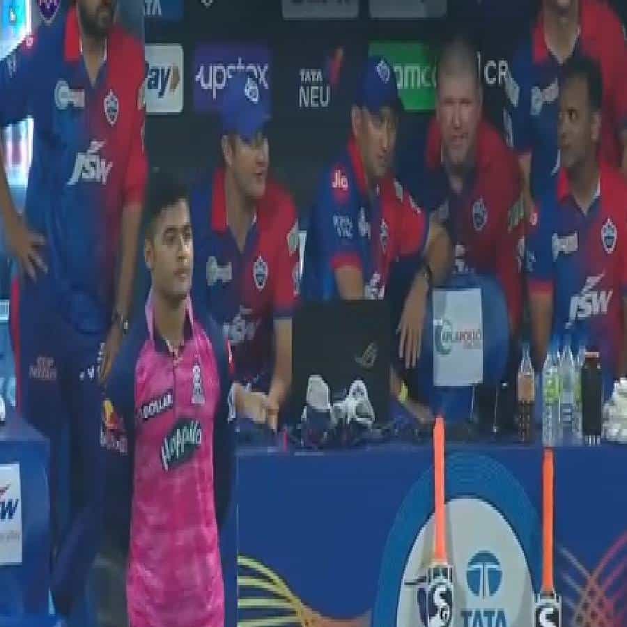 IPL 2022 मध्ये शुक्रवारी दिल्ली कॅपिटल्स आणि राजस्थान रॉयल्समध्ये सामना झाला. या मॅचच्या अखेरच्या ओव्हरमध्ये मोठा वाद झाला.