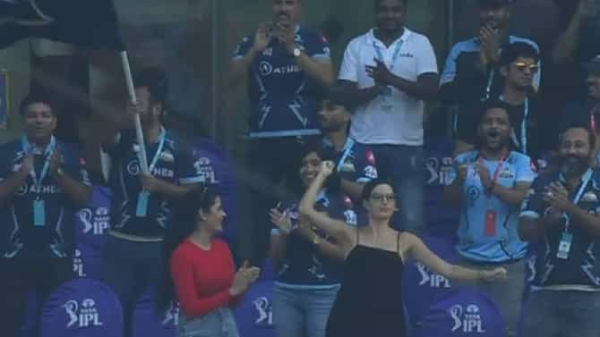 KKR vs GT IPL 2022: आनंद गगनात मावेना, नरेनच्या विकेटनंतर हार्दिकची बायको नताशाचा स्टेडियममध्येच भन्नाट Dance पहा VIDEO