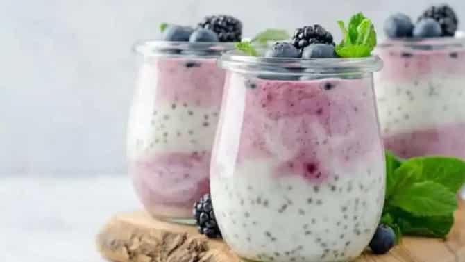 Weight loss : सब्जा आणि दह्याच्या स्मूदीचे सेवन केल्याने वजन कमी होण्यास मदत होते!