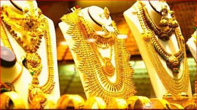 Today Gold- Silver Price : सोन्याच्या दरात किंचित वाढ, चांदीचे दर घसरले; जाणून घ्या आपल्या शहरातील भाव