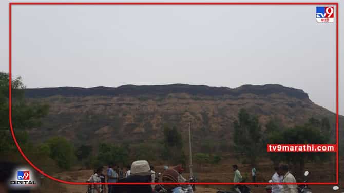 Satara : मधमाशांनी हल्ला केल्यानंतर घाबरलेला युवक दरी कोसळला, शिलोबाच्या डोंगरावर यात्रेसाठी गेला होता