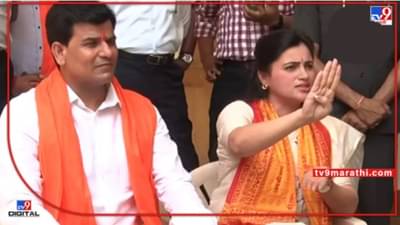 Navneet Rana Court Comments : तुम्हाला जबाबदारी कळायला हवी, बॉम्बे हायकोर्टानं नवनीत राणांना फटकारलं, कोर्टात नेमकं काय घडलं?