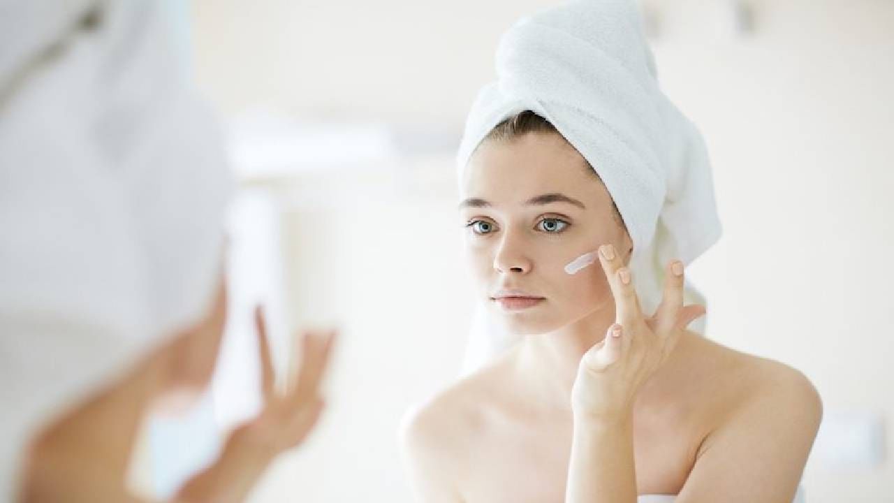 Skin Care Tips | खजूरमध्ये या गोष्टी मिक्स करून चेहऱ्याला लावा आणि चमकदार त्वचा मिळवा!