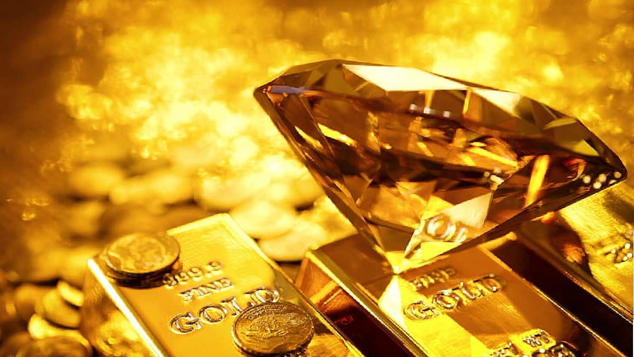 Gold : 'मार्केटचं काय खरं नाय, तू सोन्यात गुंतव' तुम्हालाही असाच सल्ला मिळतोय? थांबा, फायदे-तोटे जाणून घ्या