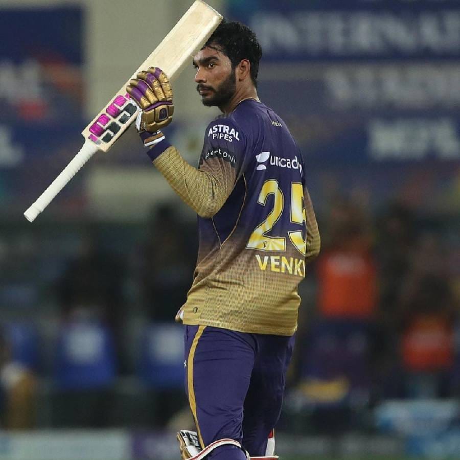 प्रियंका जावलकर टीम इंडियाचा ऑलराऊंडर क्रिकेटपटू वेंकटेश अय्यरला डेट करत आहे. टीम इंडियाकडून खेळताना वेंकटेश दमदार कामगिरी केली. पण सध्या सुरु असलेल्या आयपीएलमध्ये त्याला छाप उमटवता आलेली नाही. 