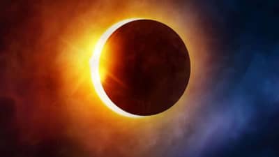 Surya Grahan 2022 या राशींसाठी सूर्यग्रहण ठरणार लक्की, मालामाल होण्याची हीच ती वेळ...