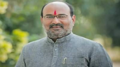 Sanjay kaka Patil : ..तर संजयकाकांच्या मुलाच्या लग्नात गोंधळ घालू, स्वाभिमानी शेतकरी संघटनेचा इशारा