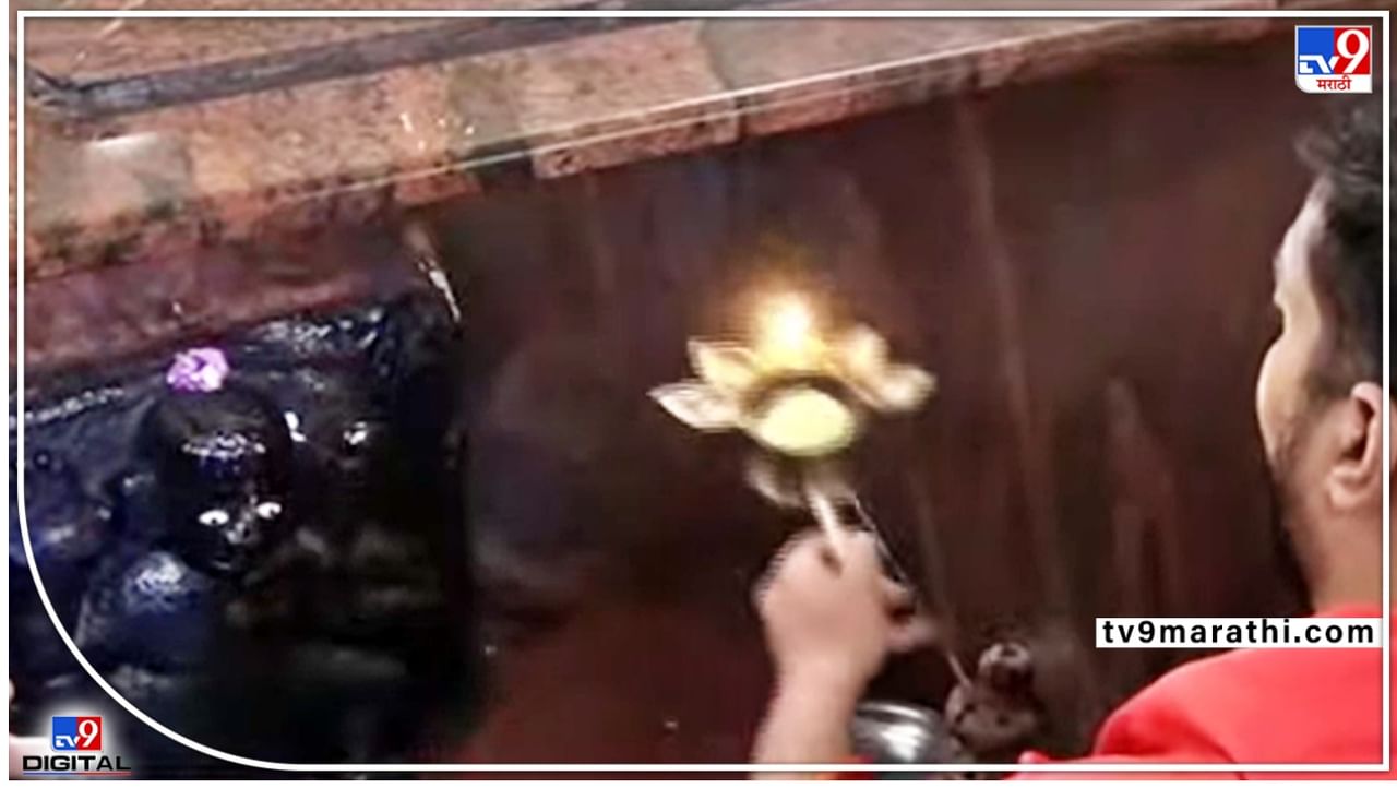 Pune MNS Maha aarti : पुण्याच्या खालकर चौकातल्या मारुती स्तोत्रानंतर मनसे कार्यकर्ते पोलिसांच्या ताब्यात, पुण्येश्वर मंदिरात महाआरती होणार?