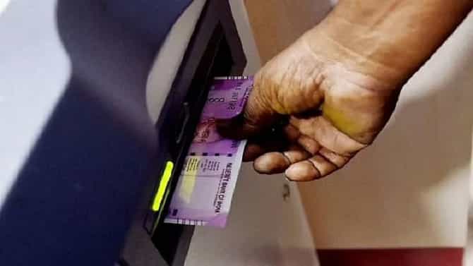Pune crime : एटीएम सेन्सरमध्ये बिघाड; पैसे लांबवत चोरट्यांचा पोबारा, पुण्याच्या मॉडेल कॉलनीतला प्रकार