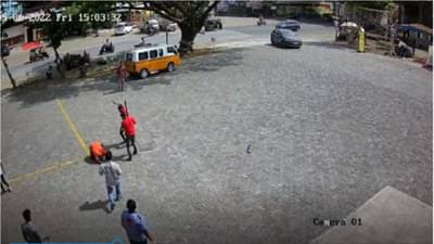 CCTV: टीव्ही घेण्यावरुन वाद, पेट्रोल पंपावर दोघांचा प्राणघातक हल्ला, लाथा बुक्क्यांनी जबर मारहाण