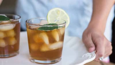 Summer | उन्हाळ्याच्या हंगामात जास्त प्रमाणात थंड पेय पिणे आरोग्यासाठी अत्यंत धोकादायक, वाचा!