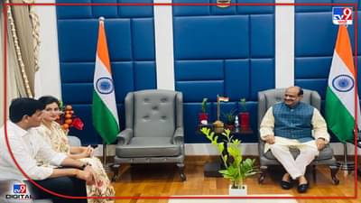 Navneet Rana : नवनीत राणा यांच्याकडून पुन्हा राज्य सरकारची तक्रार, दिल्लीत घेतली लोकसभा अध्यक्षांची भेट