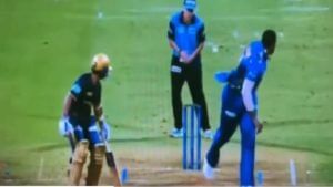 MI vs KKR IPL 2022: अरे, हे काय, कायरन पोलार्डने अंपायरच्या पोटात बॉल मारला, Must Watch VIDEO