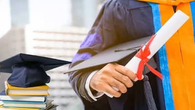 Health | एज्युकेशन लोन घेतलं अन् नाही फेडलं तर चाळीशीला ह्रदयविकाराचा धोका, संशोधनातून आलं धक्कादायक सत्य समोर!