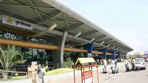 Pune crime : मैत्रिणीला भेटण्यासाठी विमानाची बनावट तिकीटं तर काढली; मात्र पुणे विमानतळावर पोलिसांच्या नजरेतून नाही सुटले