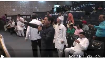 Nanded | नांदेड मनपात राडा, पाणी प्रश्नावरून वाद, सर्वसाधारण सभेत काँग्रेस नगरसेवक भिडले!