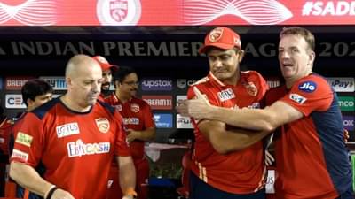IPL 2022: मयंकच्या कॅप्टनशिपवर पंजाब किंग्सला विश्वास नाही का? हरभजन सिंग भडकला