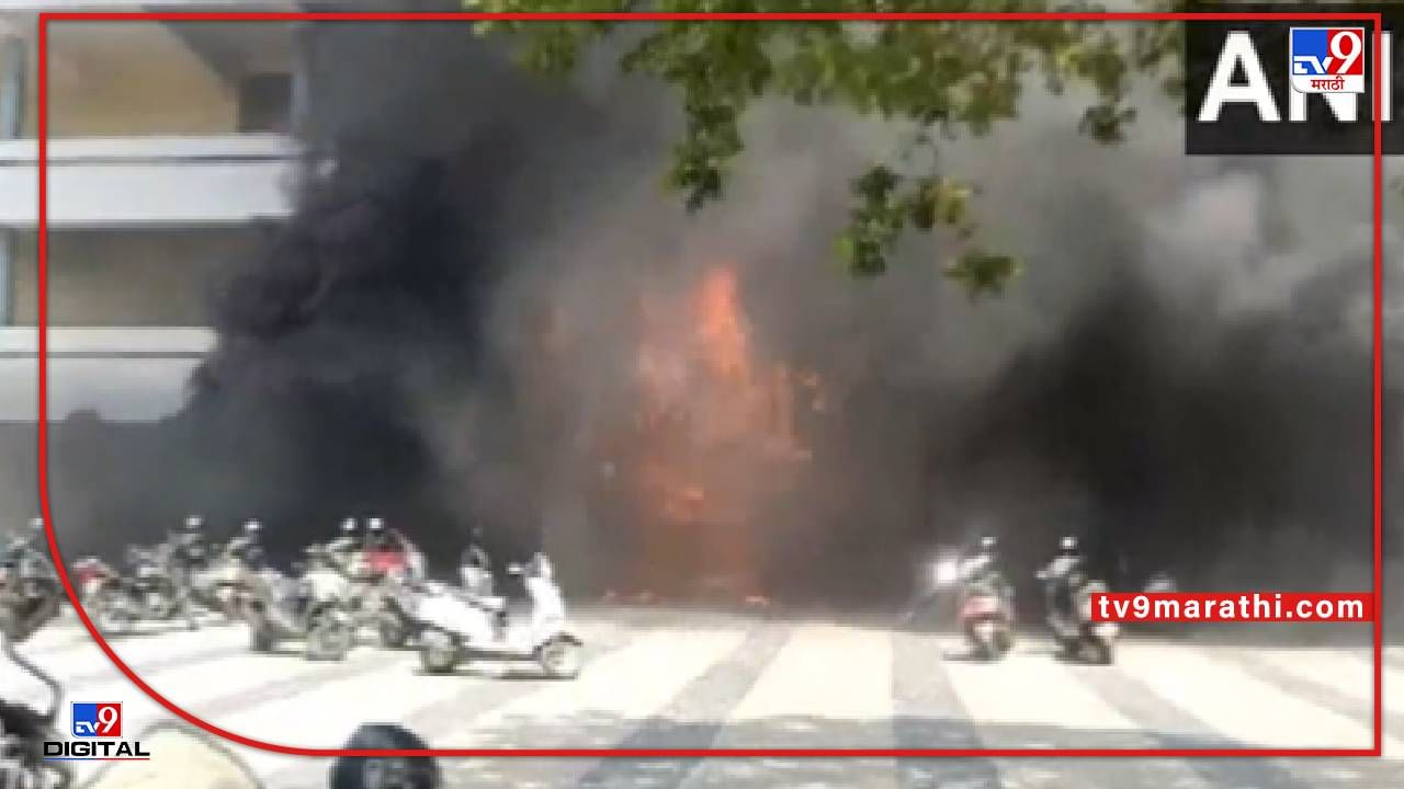 Amritsar : अमृतसरच्या गुरुनानक रुग्णालयात आग लागल्याने उडाला गोंधळ, रुग्णांना सुखरूप बाहेर काढण्यात यश