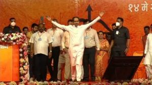 CM Uddhav Thackeray live : बाबरी पाडताना फडणवीस सहलीला गेले होते? हे चढले असते तर वजनाने बाबरी पडली असती-मुख्यमंत्री