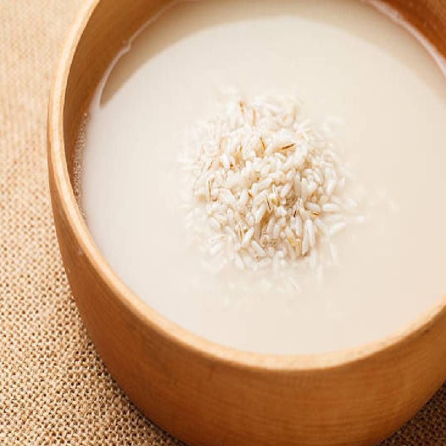 Benefits of Rice Water : तांदळाचे पाण्याचा वापर करून मिळवा सुंदर त्वचा; क्लिन्झरपासून टोनरपर्यंत होतो याचा वापर!