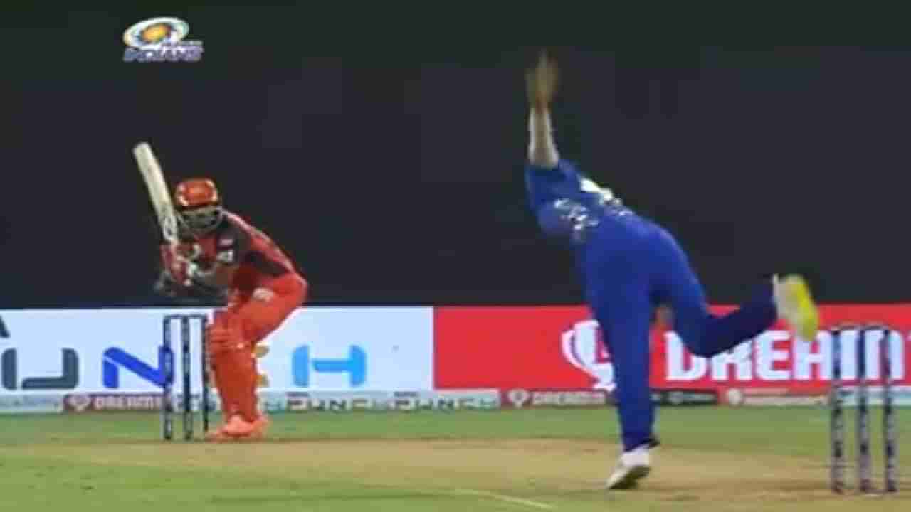 MI vs SRH IPL 2022: 6,4,4, धोपटलं ते पण बुम बुम बुमराहला, हैदराबादच्या तरुणांनी MI ची गोलंदाजी फोडून काढली, VIDEO