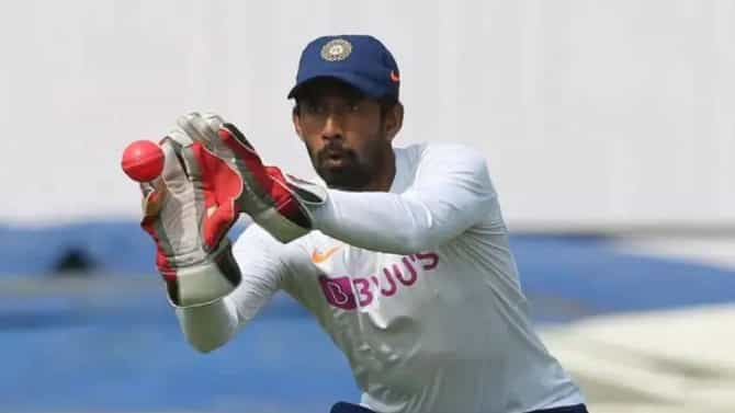 IPL 2022: ऋदिमान साहाने सोडली संघाची साथ, थांबवूनही नाही थांबला, Whatsapp ग्रुपही सोडला