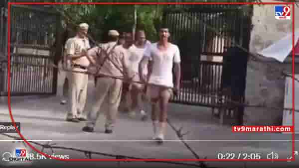 Police Death Video : उभं रहाता येत नव्हतं एवढा आजारी तरी ट्रेनिंगला बोलवलं, घरचे आले तर त्यांना पळवलं, शेवटी मृत्यूनं गाठलं, पोलीस ट्रेनिंगची ह्रदयद्रावक कहाणी