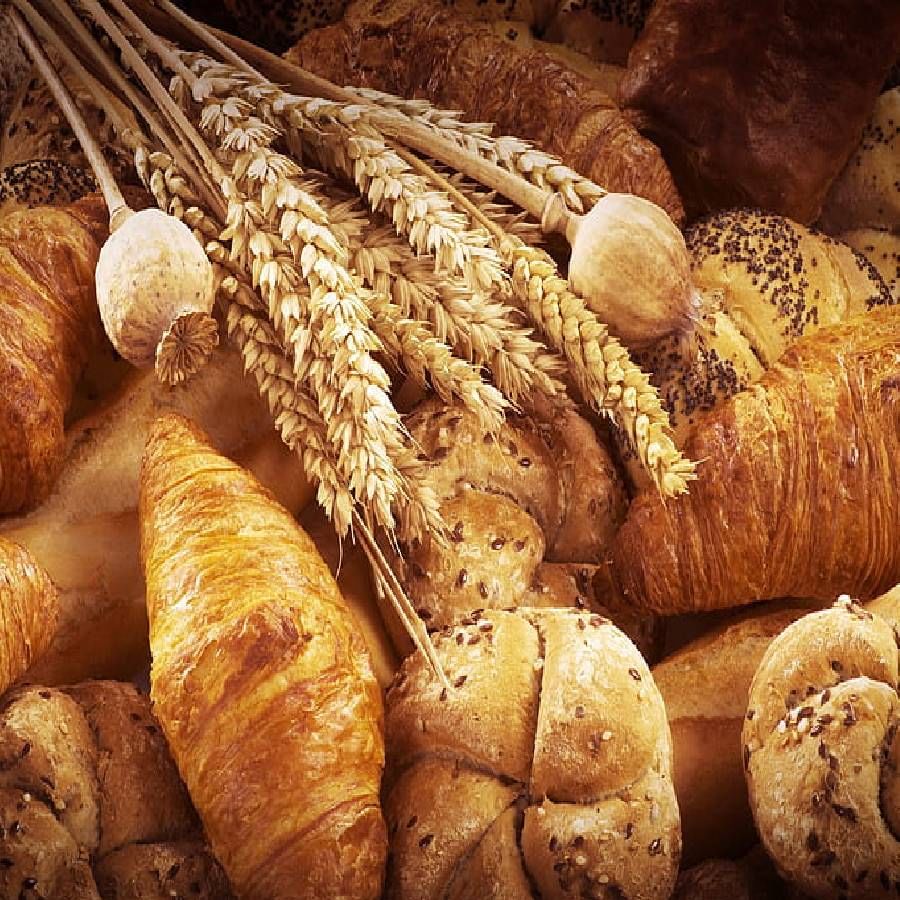 बरेच लोक वजन कमी करायचे आहे म्हणून ब्रेड खाणे टाळतात. मात्र, सध्या बाजारामध्ये असे काही ब्रेड मिळतात. जे आपले वजन झपाट्याने कमी करण्यास मदत करतात. 