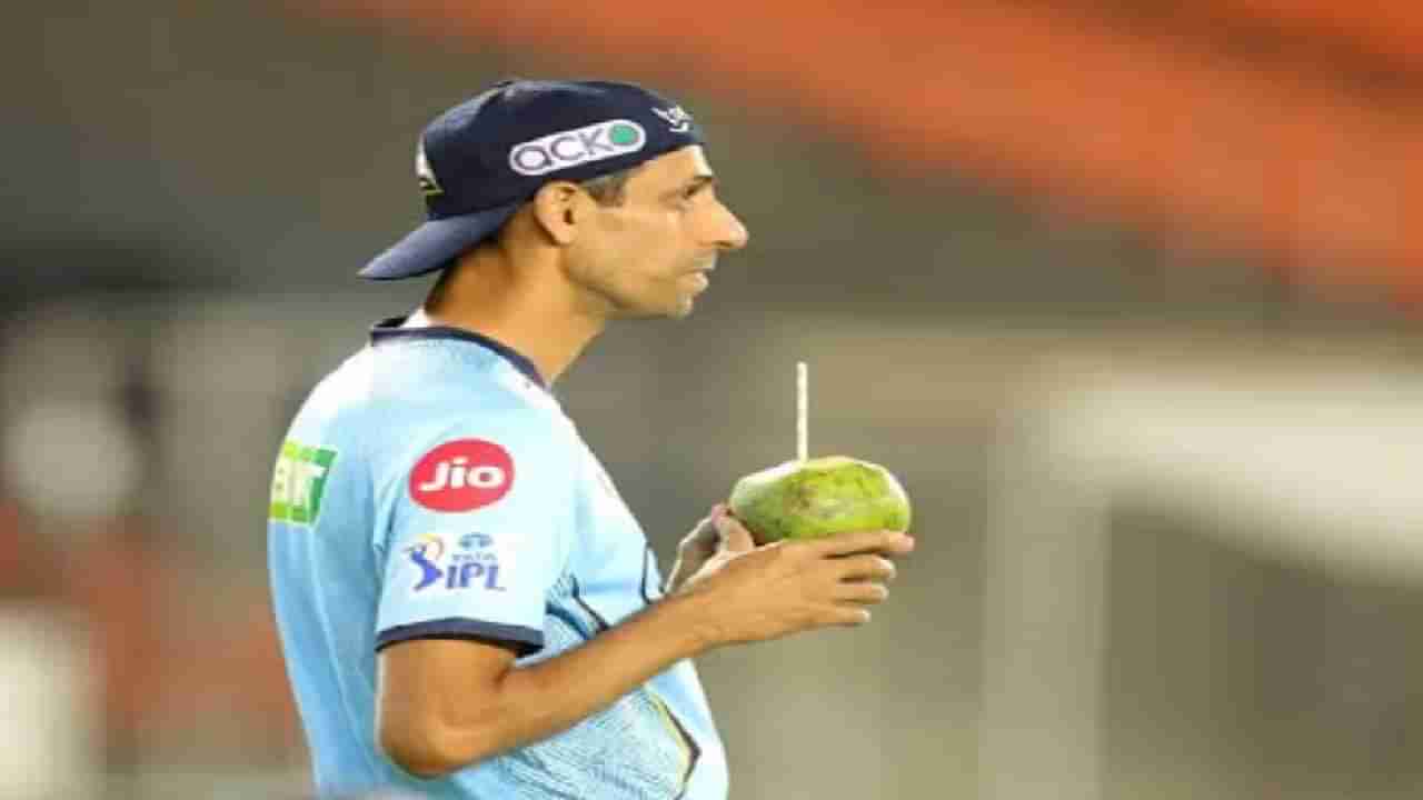 IPL 2022: नारळ पाणी पिऊन Ashish Nehra ने कसा बांधला गुजरातचा चॅम्पियन संघ? हे कसं जमवलं ते समजून घ्या...