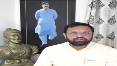 Petrol-Diesel | दारूप्रमाणेच पेट्रोल-डिझेलवरील कर 50 टक्के कपात करा, भाजपचे प्रविण घुगे यांची ठाकरे सरकारकडे मागणी