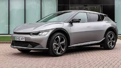 Kia EV6 : कियाची सगळ्यात तगडी कार, सेफ्टी रेटिंगमध्ये 6 पैकी 5 स्टार, फिचर्सची लिस्ट बातमीत तयार!