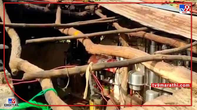 मान्सूनपूर्व वादळातच होत्याचं नव्हतं झालं, घरं गेलं आणि गोठाही गेला, वर्ध्यात अनेक ठिकाणी प्रचंड नुकसान