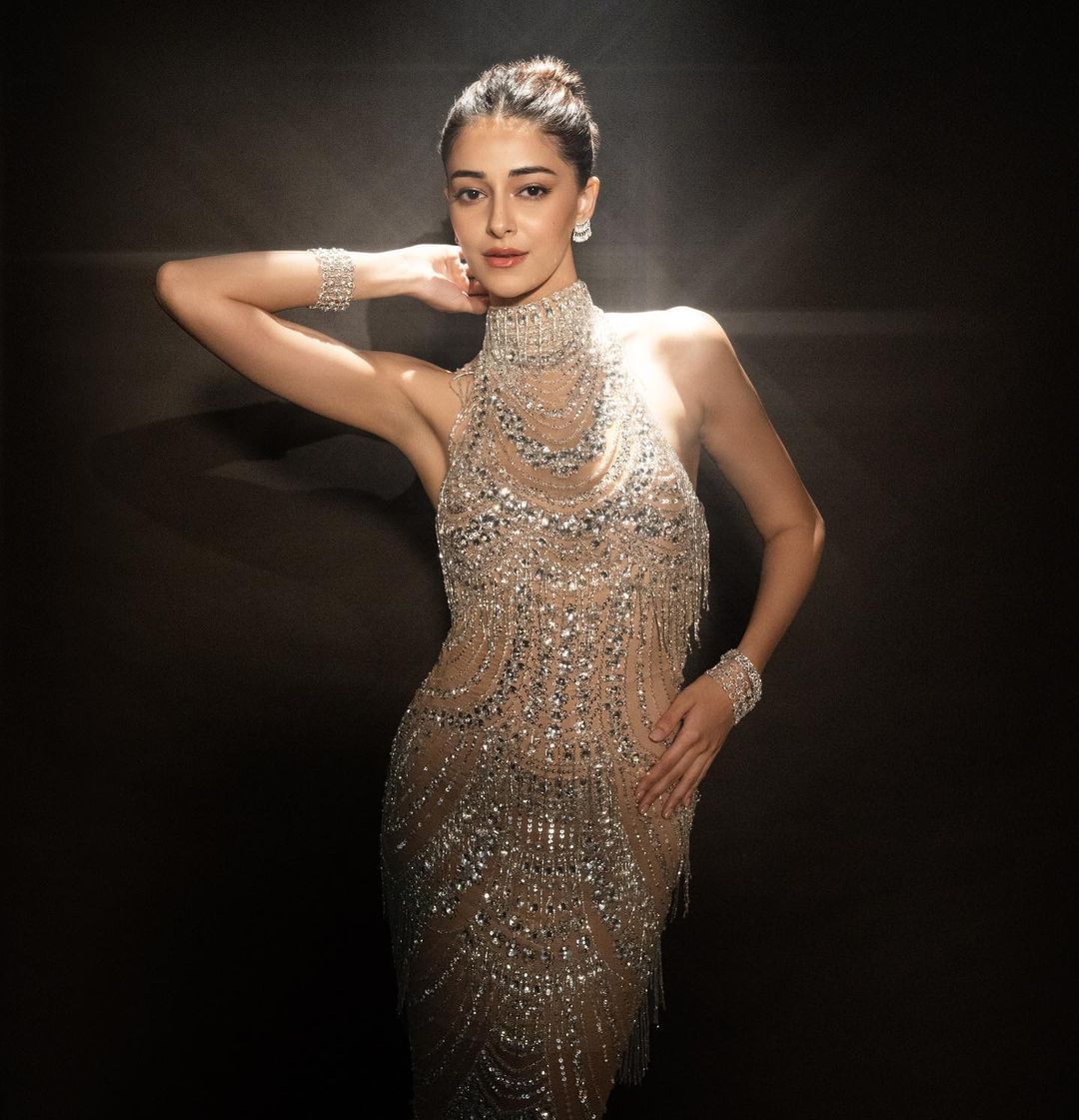 Ethnic Inspirations To Take From Ananya Panday! – Fashion Trends