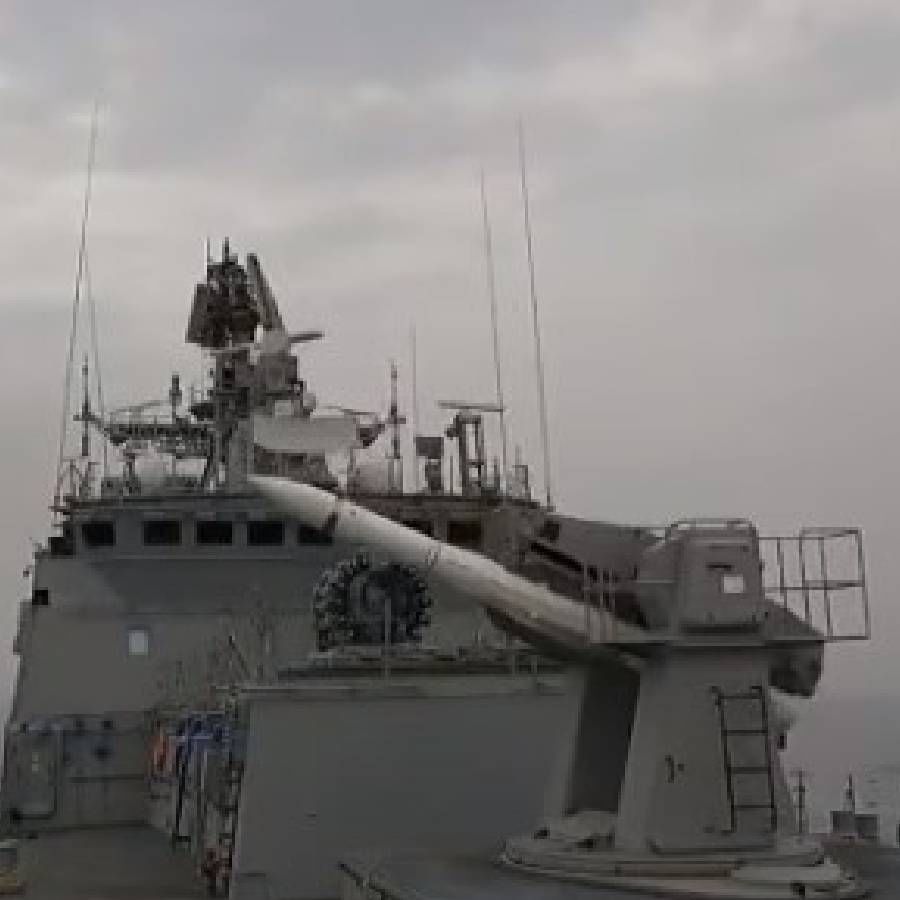 भारतीय नौदलाने हे क्षेपणास्त्र कोणत्या युद्धनौकेवरून सोडले आहे याचा खुलासा केलेला नाही. पण क्षेपणास्त्राचा आकार पाहता ते बराक-1 सरफेस-टू-एअर-मिसाईल (SAM) किंवा VL-SRSAM (VL-SRSAM) क्षेपणास्त्र आहे असे दिसते. बराक-1 हे क्षेपणास्त्र इस्रायल एरोस्पेस इंडस्ट्रीज आणि राफेल अॅडव्हान्स्ड डिफेन्स सिस्टिम यांनी संयुक्तपणे विकसित केले आहे. क्षेपणास्त्राचे वजन 98 किलो आहे. 

