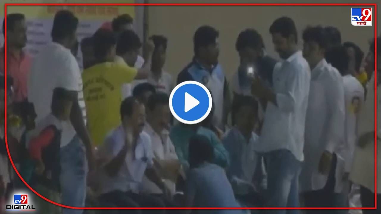 Rajendra Raut Video : आमदार राजेंद्र राऊतांनी थेट कानाखाली मारली, व्हिडिओ व्हायरल, पण कारण काय?