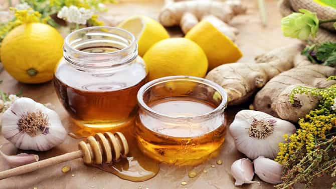 Health | दररोज सकाळी लसूण आणि मधाचे सेवन करा आणि या आरोग्य समस्या मिनिटांमध्ये दूर करा!