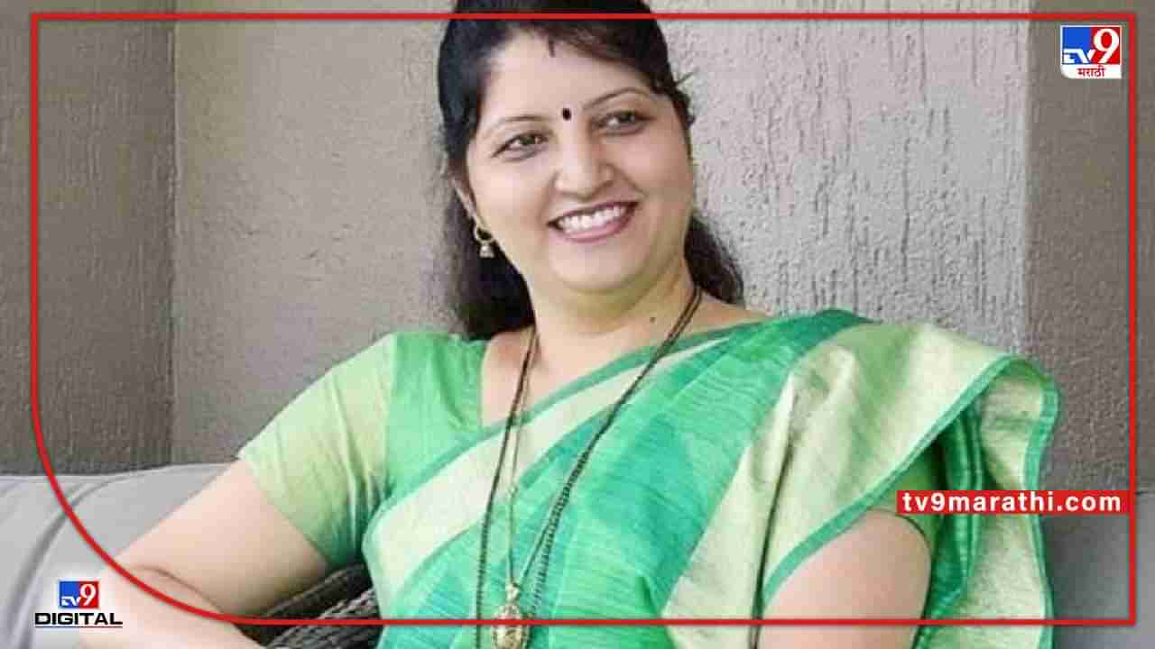 Rupali Chakankar : रुपाली चाकणकर धमकी प्रकरणी एकाला पोलिसांनी घेतलं ताब्यात