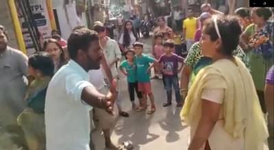 Pune Crime : पुण्यात कासेवाडी पोलीस चौकीत तरुणींचा राडा, महिला पोलीस कर्मचाऱ्याला शिवीगाळ