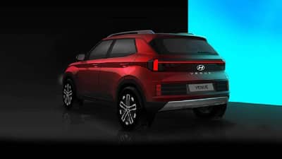 ह्युंदाईची कॉम्पॅक्ट SUV फक्त 21 हजारांत करा बुक... जाणून घ्या कधी होणार लाँच