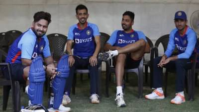 IND vs SA: दुसऱ्या पराभवानंतर Rishabh Pant चा दोन प्रमुख गोलंदाजांना स्पष्ट संदेश, पुढच्या सामन्यात प्रदर्शन सुधारा, अन्यथा....