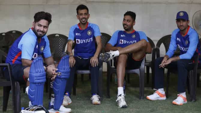 IND vs SA: दुसऱ्या पराभवानंतर Rishabh Pant चा दोन प्रमुख गोलंदाजांना स्पष्ट संदेश, पुढच्या सामन्यात प्रदर्शन सुधारा, अन्यथा....
