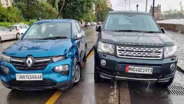 Mumbai Accident : आलिशान रेंज रोव्हरचा गेट वे ऑफ इंडियाजवळ अपघात! सुदैवानं अनर्थ टळला