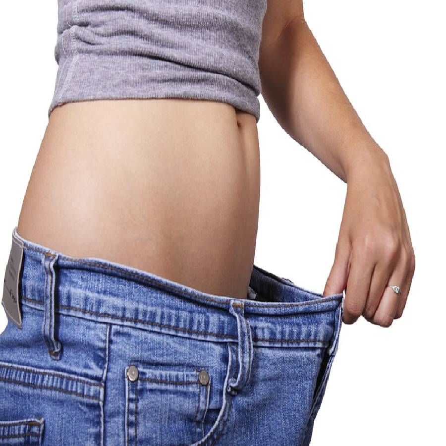 वाढलेले वजन कमी करण्यासाठी तुम्ही काही खास घटकांचा आपल्या आहारामध्ये समावेश करून वजन झपाट्याने कमी करू शकता. हे घटक नेमके कोणते आहेत, याबद्दल आपण सविस्तरपणे जाणून घेऊयात. 