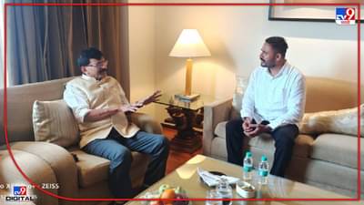 Devendra Bhuyar : शरद पवारांच्या भेटीनंतर देवेंंद्र भुयार संजय राऊतांच्या भेटीला, राऊत समजूत काढणार?