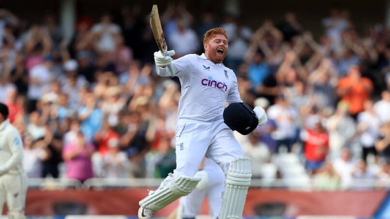 ENG vs NZ : क्या सिक्सर है... 7 षटकार अन् 14 चौकार, जॉनी बेअरस्टोची तुफान फटकेबाजी ENG vs NZ : क्या सिक्सर है... 7 षटकार अन् 14 चौकार, जॉनी बेअरस्टोची तुफान फटकेबाजी