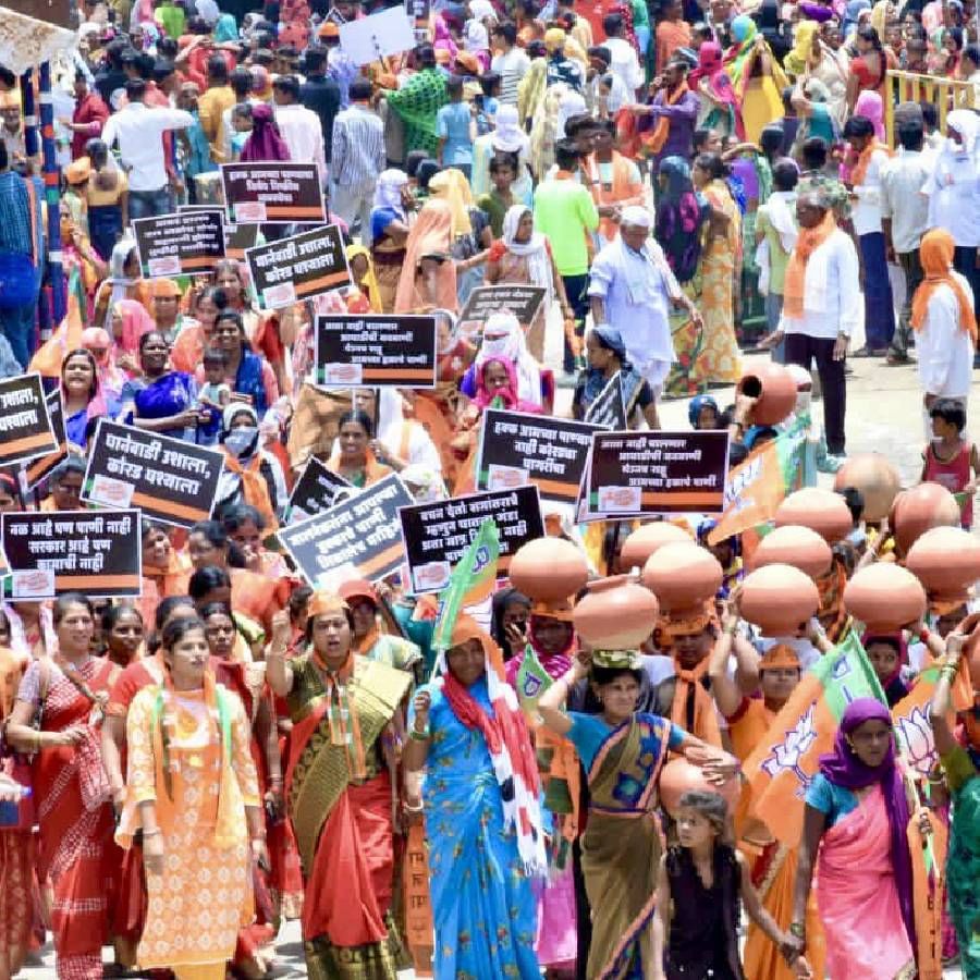 या मोर्चात हजारो महिला सहभागी झाल्या होत्या.